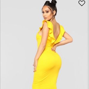 Gorgeous yellow bodycon dress